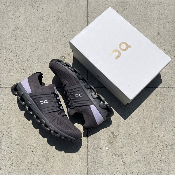 On sneaker in an everyday photo